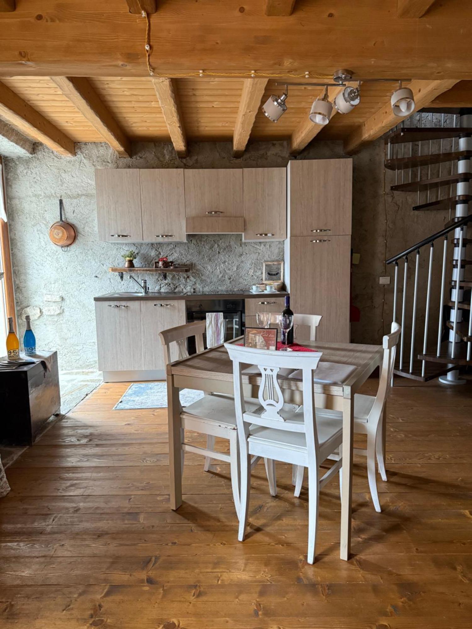 Stone House: Fairytale Flat With Magic Lake View Bellano Zewnętrze zdjęcie